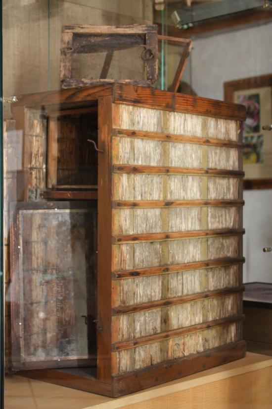 ruche Allemande à cadres en bois et paille